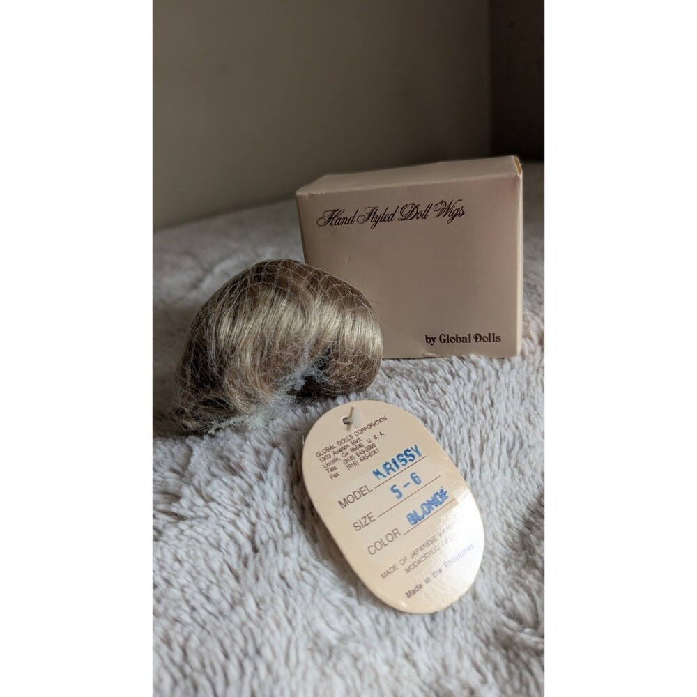 Global Dolls krissie 5-6 Doll Wig